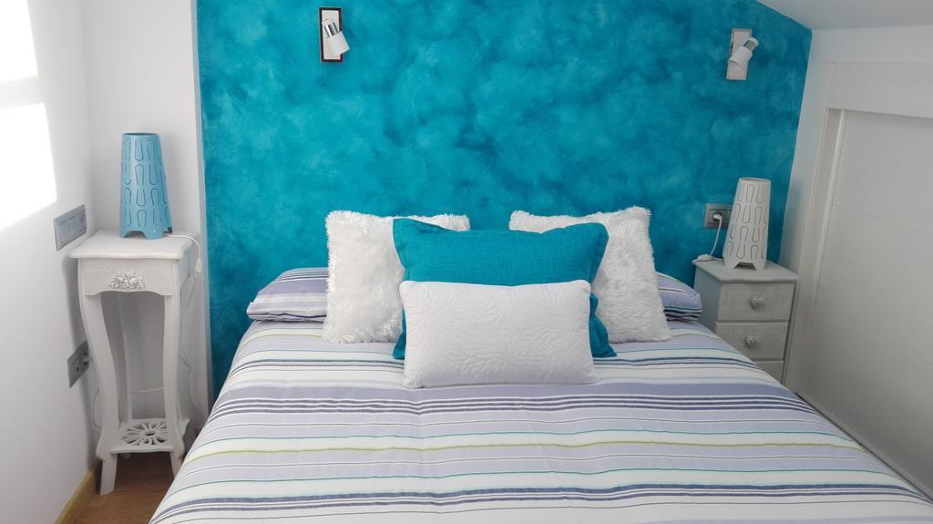 Apartamentos Momas La Casa De Mama Malaga Luaran gambar