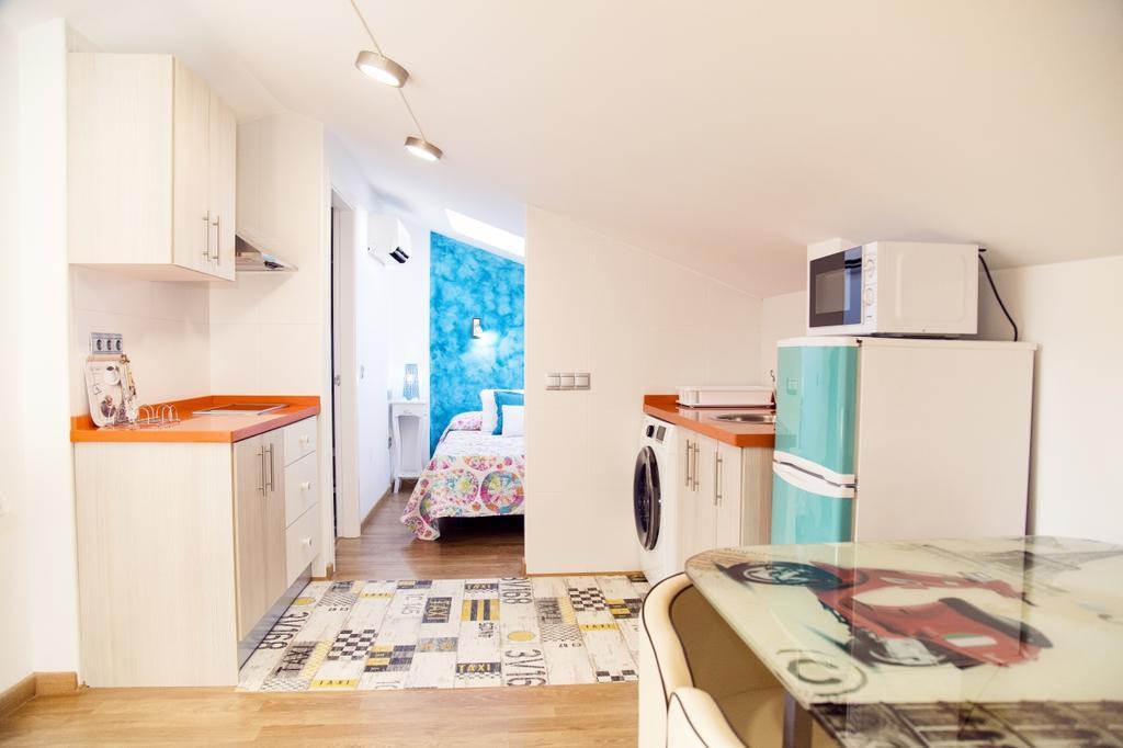Apartamentos Momas La Casa De Mama Malaga Luaran gambar