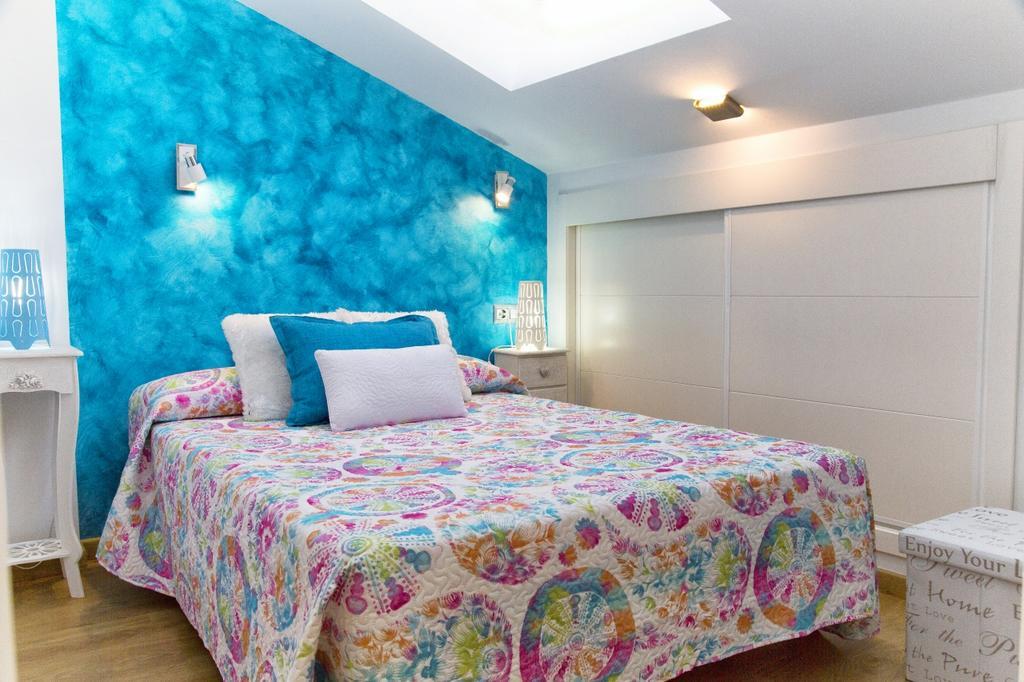 Apartamentos Momas La Casa De Mama Malaga Luaran gambar