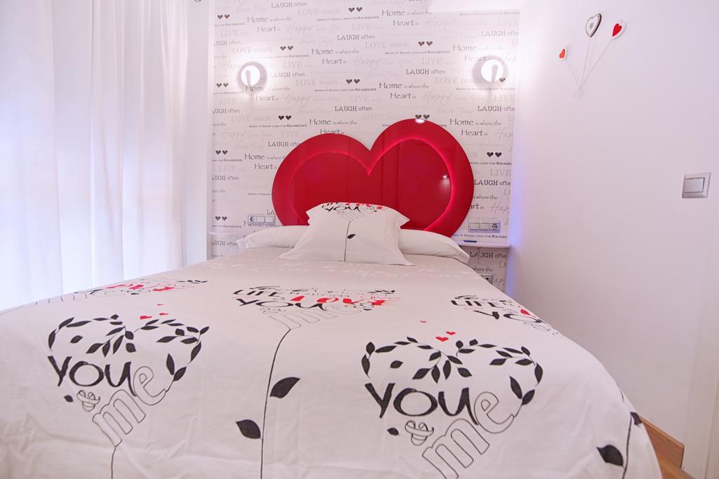 Apartamentos Momas La Casa De Mama Malaga Luaran gambar