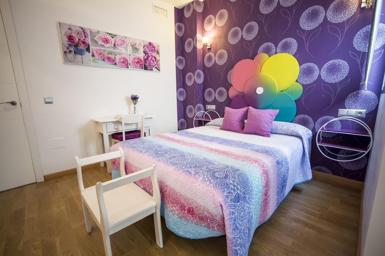 Apartamentos Momas La Casa De Mama Malaga Luaran gambar
