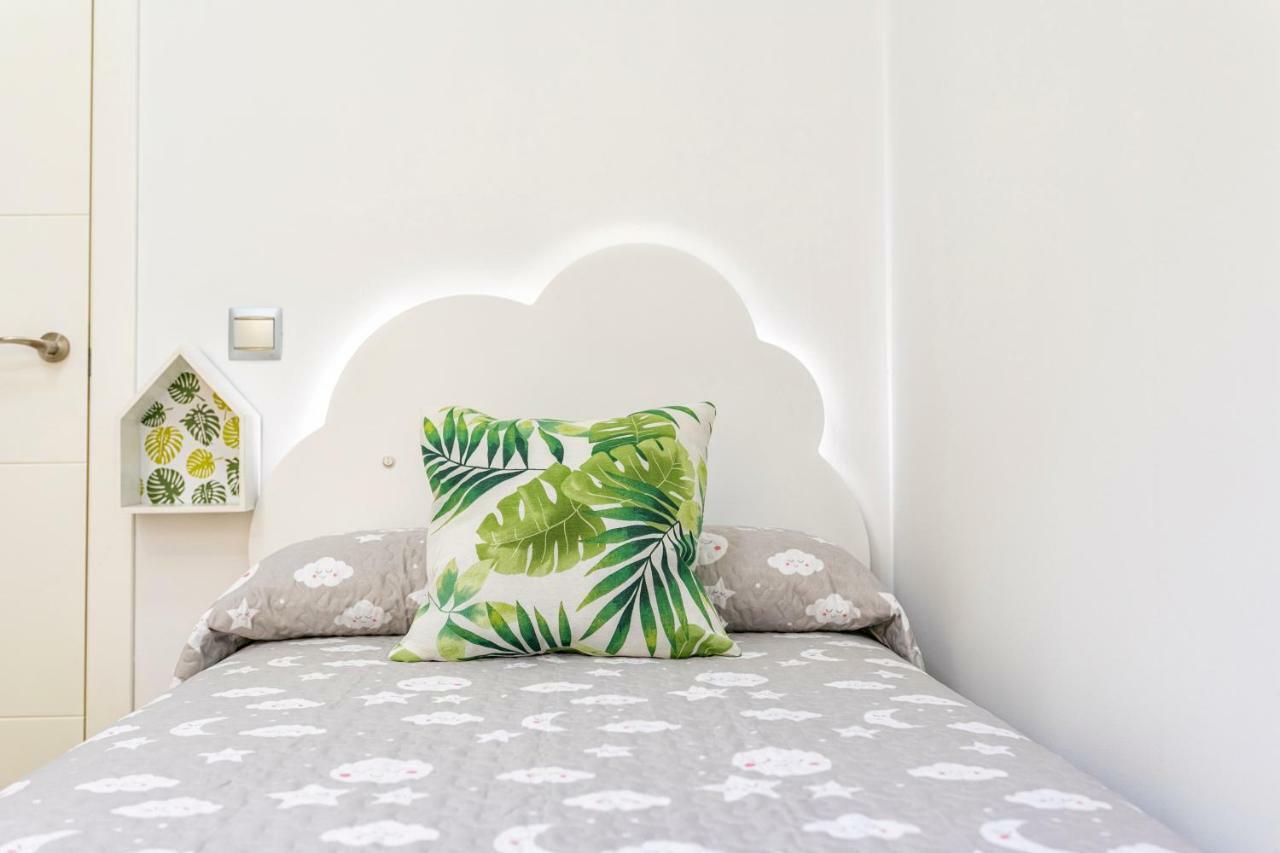 Apartamentos Momas La Casa De Mama Malaga Luaran gambar