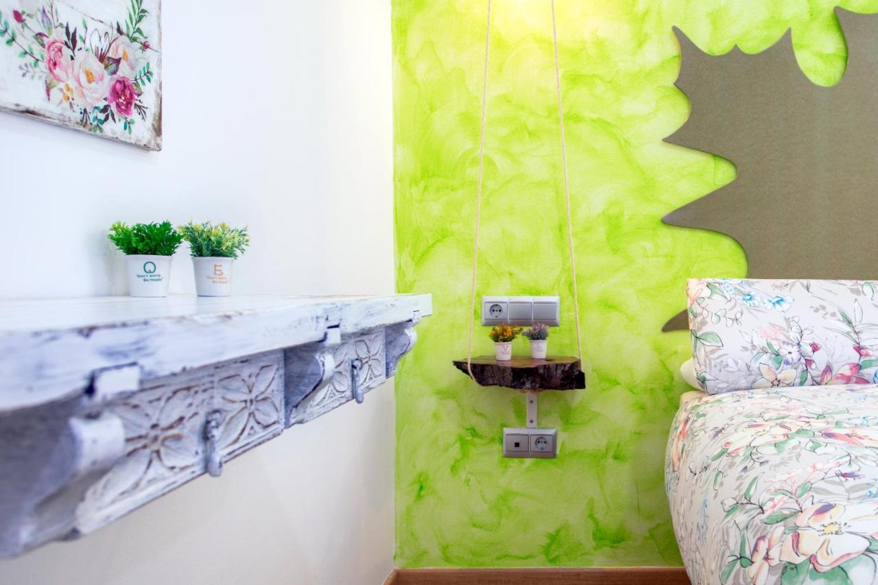 Apartamentos Momas La Casa De Mama Malaga Luaran gambar