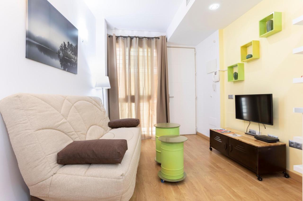 Apartamentos Momas La Casa De Mama Malaga Luaran gambar
