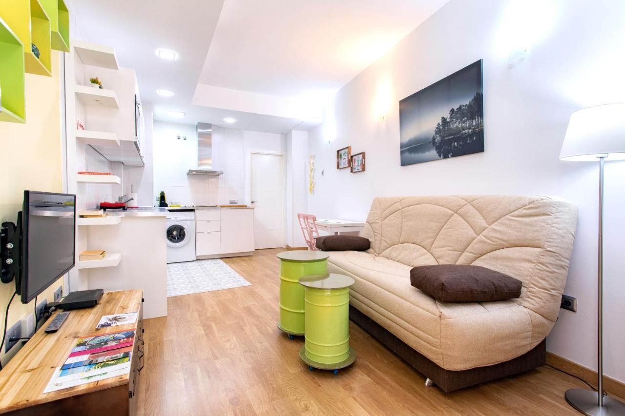 Apartamentos Momas La Casa De Mama Malaga Luaran gambar