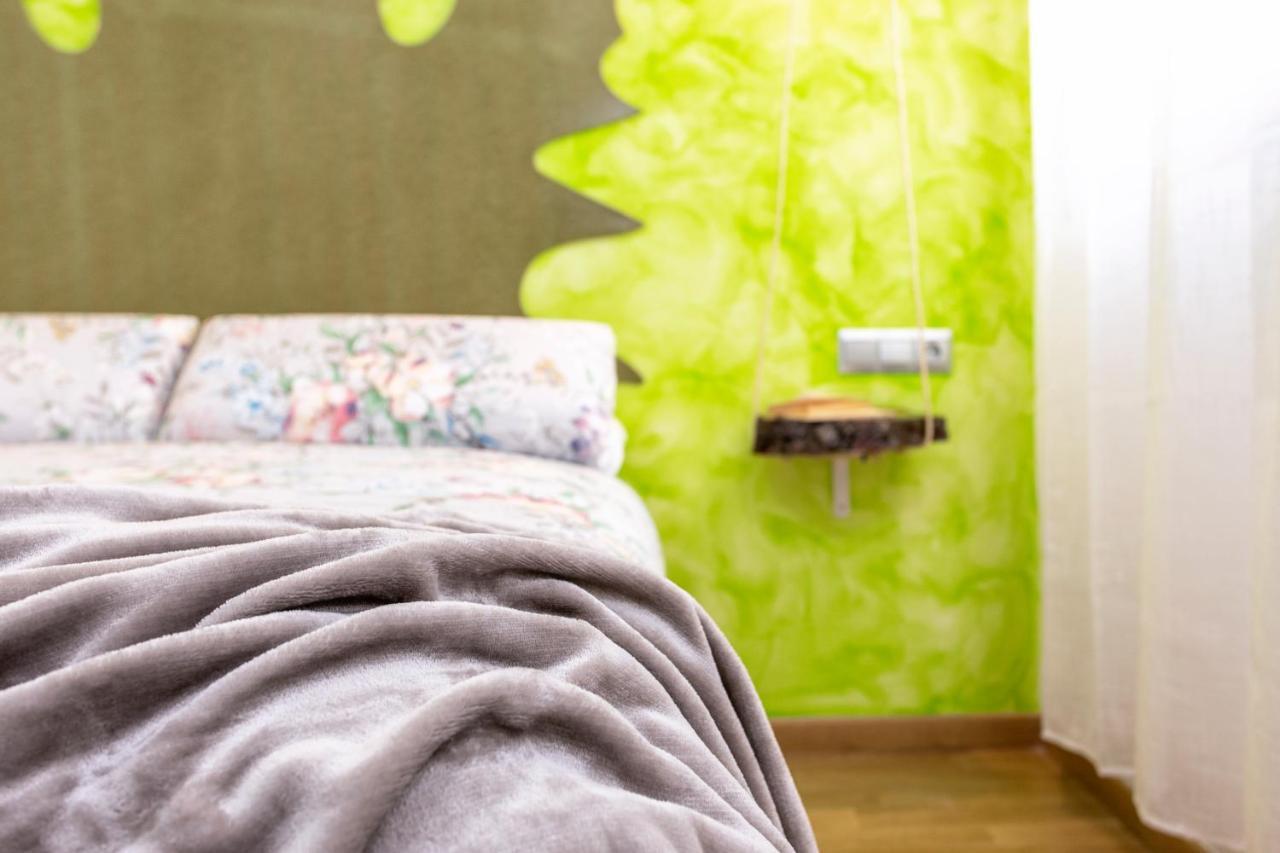 Apartamentos Momas La Casa De Mama Malaga Luaran gambar